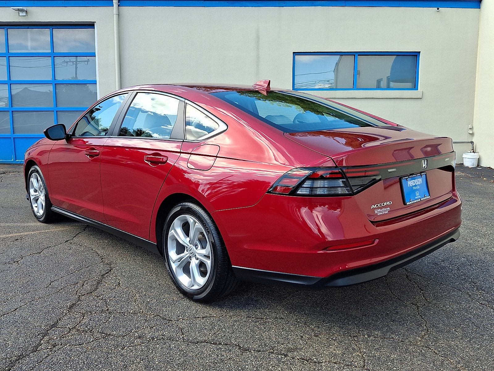 Used 2024 Honda Accord LX image 6