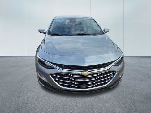 Used 2023 Chevrolet Malibu LT FWD image 2