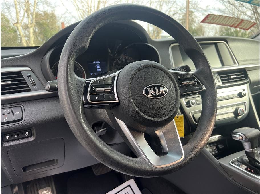 Used 2020 Kia Optima LX FWD image 10