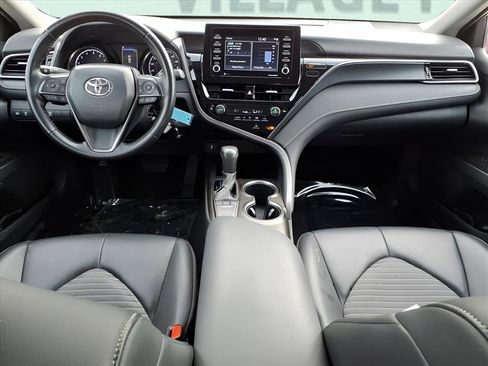Certified 2023 Toyota Camry SE image 11