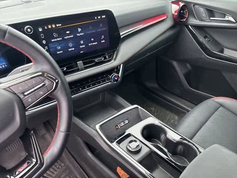 Used 2026 Chevrolet Equinox RS w/ Convenience Package III image 20