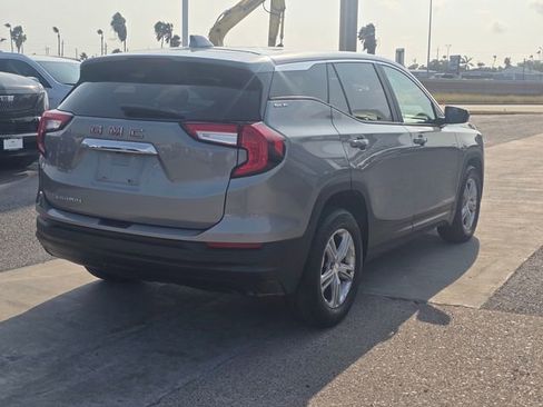 Used 2023 GMC Terrain SLE FWD image 6