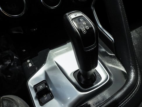 Used 2020 Jaguar E-PACE SE AWD/4WD image 27
