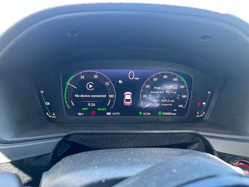 Used 2023 Honda Accord Touring image 9
