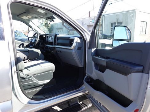 Used 2024 Ford F250 XLT image 27