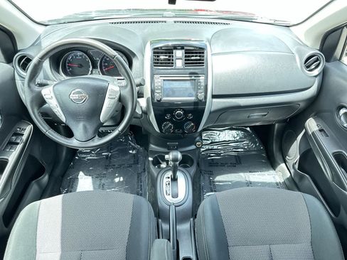 Used 2017 Nissan Versa FWD image 12