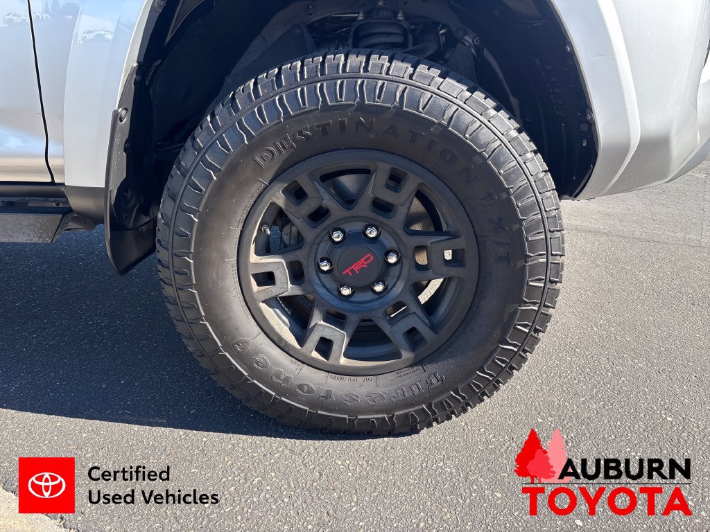 Certified 2019 Toyota 4Runner TRD Off-Road AWD/4WD image 25