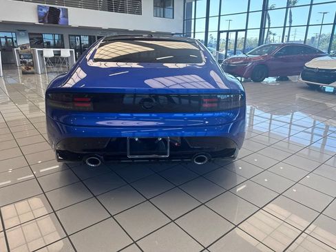 Used 2025 Nissan Z Sport w/ Floor Mat Package RWD image 10