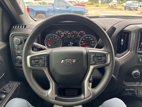 Used 2021 Chevrolet Silverado 1500 Custom Trail Boss w/ Safety Confidence Package AWD/4WD image 26