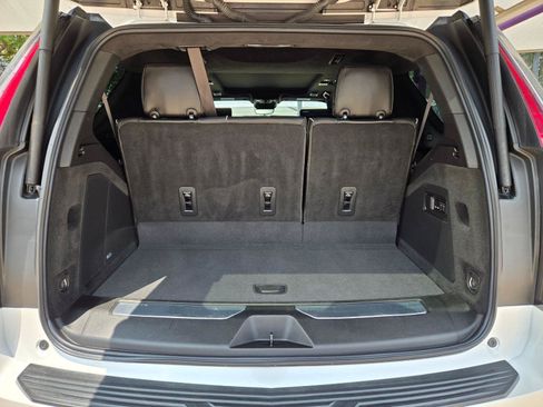 Used 2023 Cadillac Escalade V AWD/4WD image 36