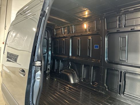 New 2026 Mercedes-Benz Sprinter 2500 image 5