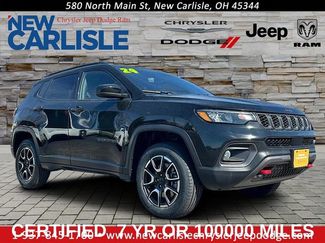 Used 2024 Jeep Compass Trailhawk AWD/4WD video 1