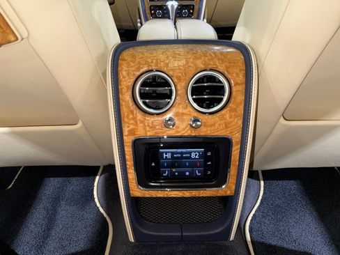 Used 2015 Bentley Flying Spur W12 image 58