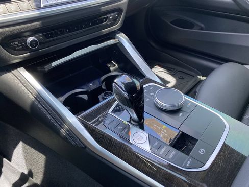 Used 2023 BMW 430i Coupe w/ M Sport Package RWD image 28