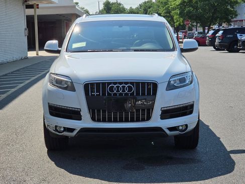 Used 2015 Audi Q7 3.0T Premium Plus w/ Premium Plus Package AWD/4WD image 2