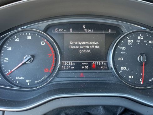 Used 2023 Audi Q5 2.0T Premium w/ Convenience Package image 23