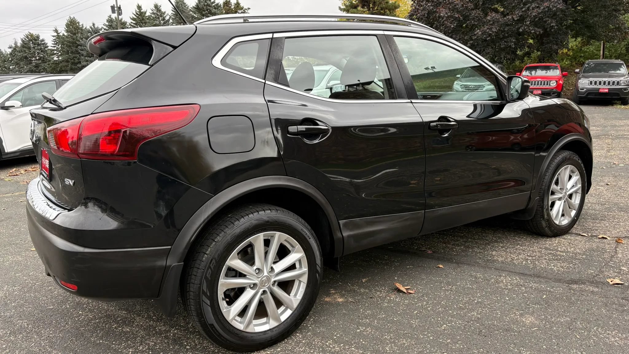 Used 2017 Nissan Rogue Sport SV FWD image 10
