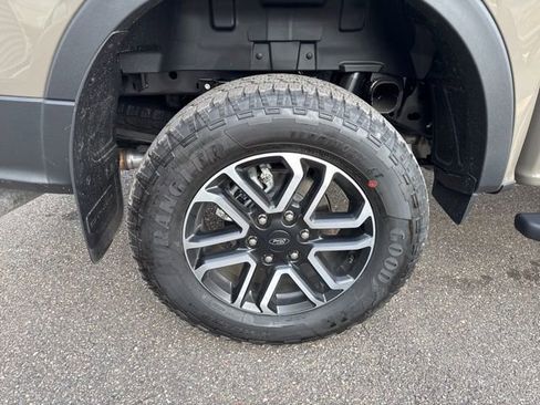 New 2025 Ford Ranger Lariat w/ FX4 Off-Road Package image 12