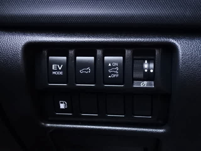 Used 2025 Subaru Forester Limited AWD/4WD image 38