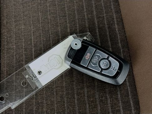 Used 2021 Ford Bronco Outer Banks image 32