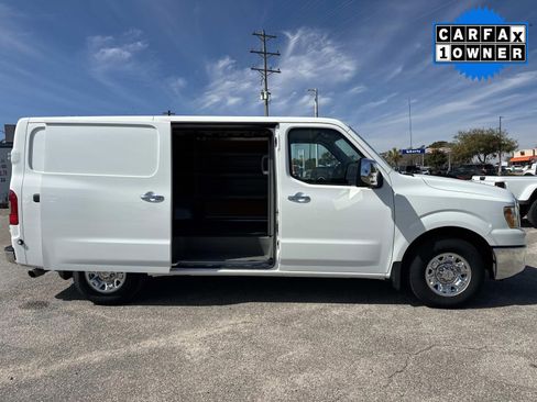 Used 2020 Nissan NV 3500 SL w/ Navigation Package image 16