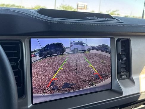 Used 2025 Ford Bronco Outer Banks AWD/4WD image 20
