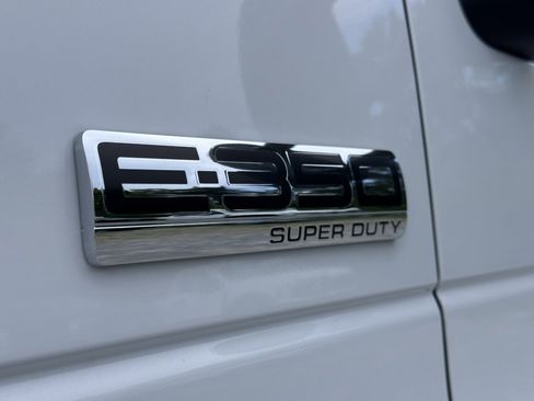 New 2026 Ford E-350 and Econoline 350 Super Duty w/ Power Equipment Group image 19