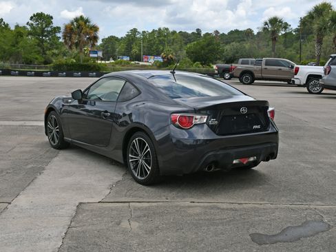 Used 2013 Scion FR-S RWD image 4
