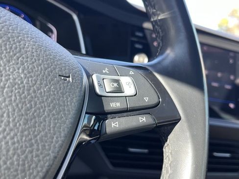 Used 2019 Volkswagen Jetta SEL Premium image 35