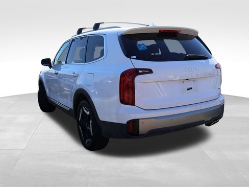 Used 2025 Kia Telluride S AWD/4WD image 19