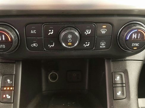 Used 2017 GMC Acadia SLT image 28