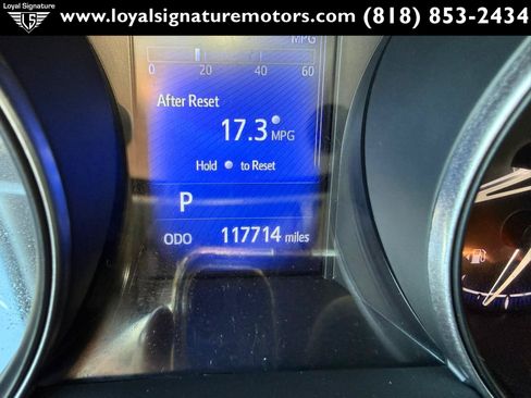 Used 2018 Toyota C-HR XLE FWD image 20