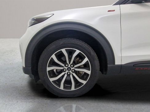 Used 2022 Ford Explorer ST-Line w/ Class IV Trailer Tow Package image 32