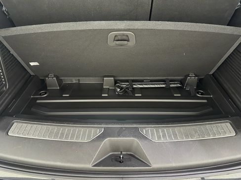 Certified 2023 GMC Yukon Denali Ultimate image 40