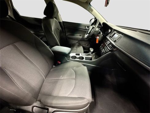 Used 2017 Kia Optima LX image 26