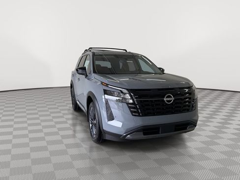 New 2026 Nissan Pathfinder Platinum w/ Cargo Package image 3