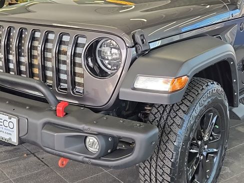 Used 2021 Jeep Wrangler Unlimited Sport image 5