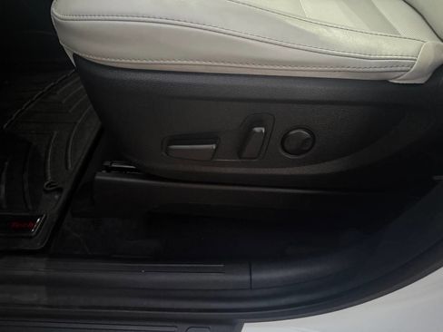 Used 2020 Kia Telluride S w/ S 8 Passenger Seating Package image 25