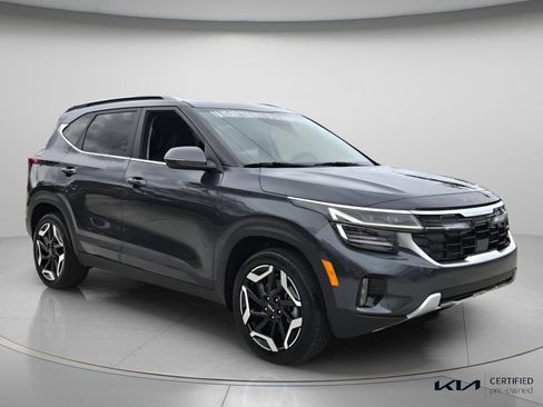 Certified 2025 Kia Seltos SX AWD/4WD image 9
