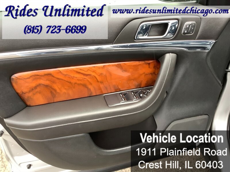 Used 2013 Lincoln MKS FWD image 12