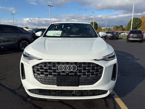 New 2025 Audi Q5 Premium Plus image 2