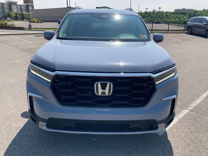 New 2025 Honda Pilot Touring