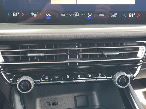 New 2026 Chevrolet Traverse LT w/ Driver Confidence Package FWD image 14
