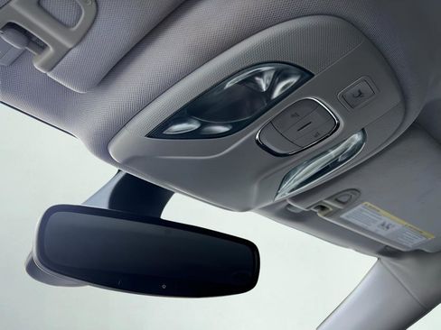 Used 2018 Jeep Compass Limited w/ Safe & Security Group image 43