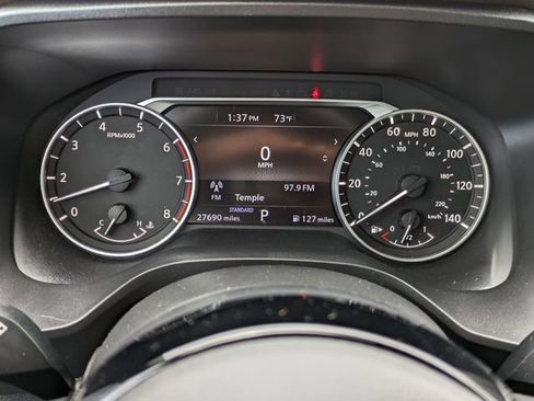 Used 2021 Nissan Rogue SV image 28