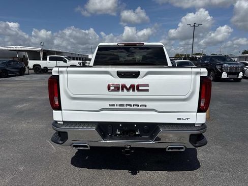 New 2026 GMC Sierra 1500 SLT w/ SLT Premium Package AWD/4WD image 4