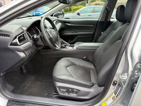 Used 2024 Toyota Camry XSE image 12