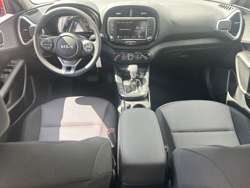 New 2025 Kia Soul LX w/ LX Technology Package image 15