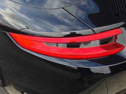 Used 2017 Porsche 911 Carrera S image 25