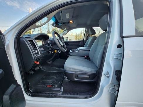 Used 2015 RAM 1500 Express image 10